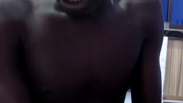 Black-squirt-bbc webcam