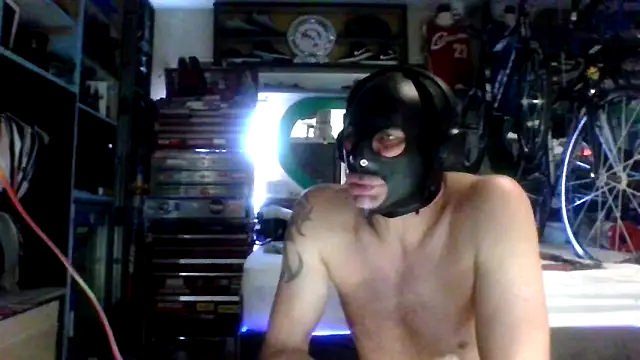 kinkycdslutsv webcam