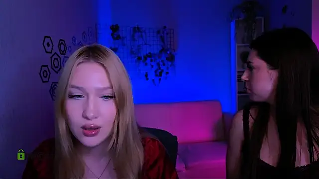 playful_sophie webcam