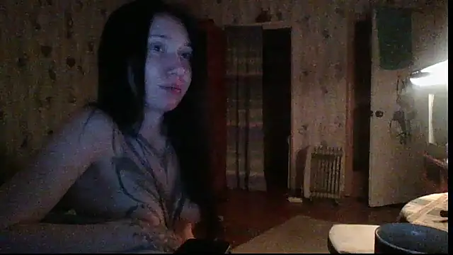 RussNocturnal webcam