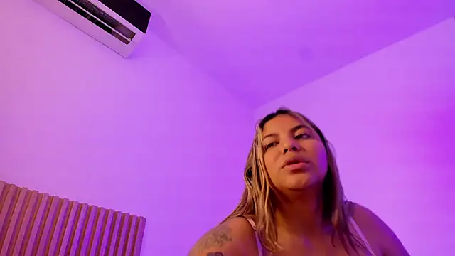 OliviaSweett webcam