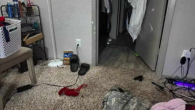 Triggerhappycj100 webcam