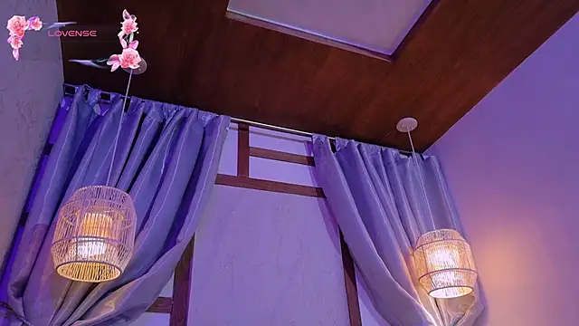 RenataLeclair webcam