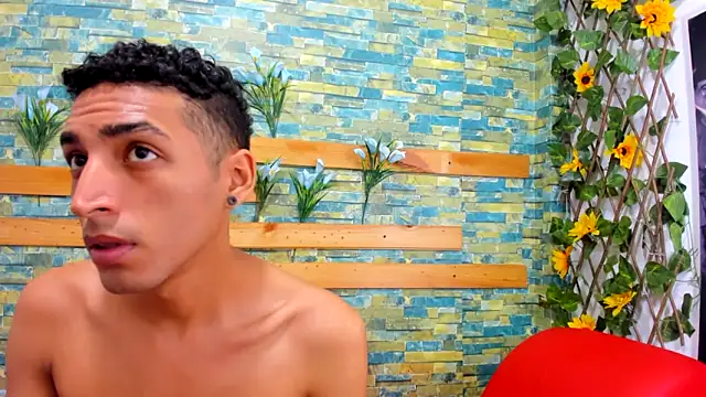 Hot_blowjobs_ webcam