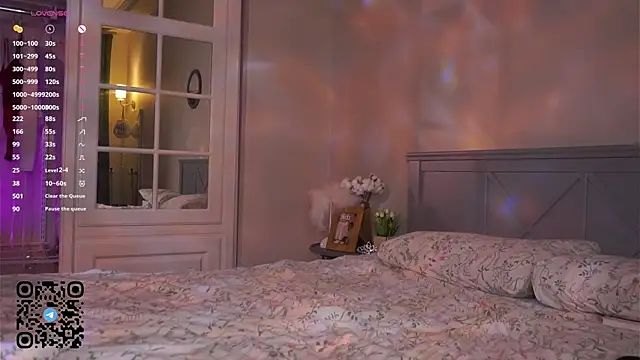 MarieCalligaro webcam