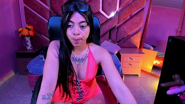 CharlotePetite_ webcam