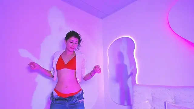 AdharaHamilton_ webcam