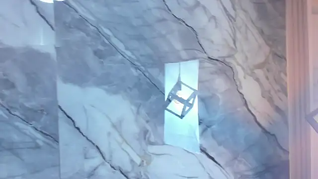 IsabellaMonet webcam