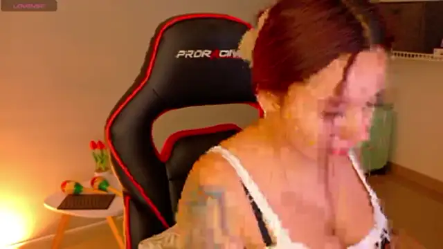 samantha_tattu webcam