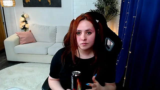 Hennessy_bunny webcam