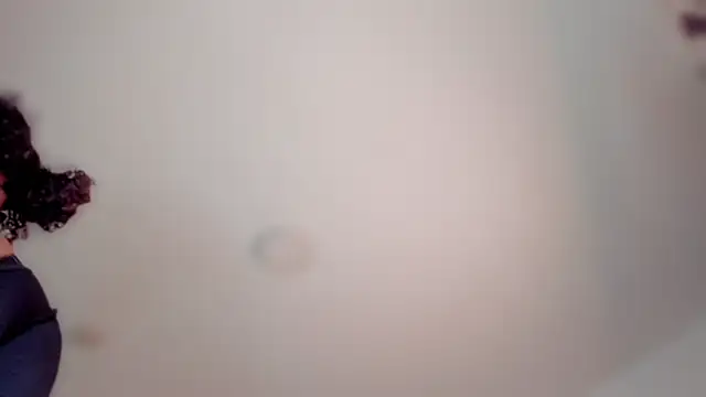 YariRose live sex cam