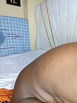 squirtqueen16 - SquirtQueen16's free webcam - UK Sex Cams