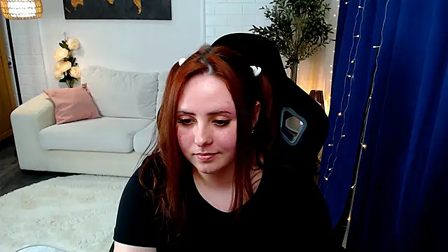 Hennessy_bunny webcam