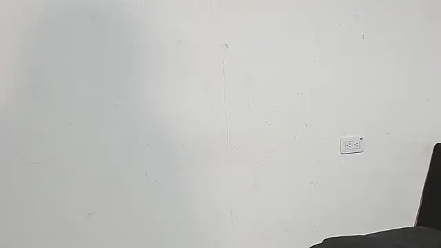 eirlysx (F teen) - cum on tits