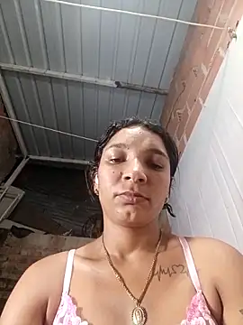 chikivivi- (F young) - Contrôle Lovense