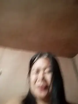 Lovelywoman43 webcam