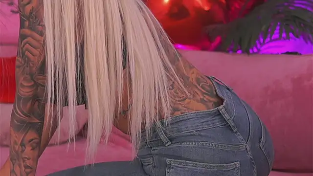 fallingangel - blonde slim live cam model from 