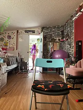 TranSexualJade95's room