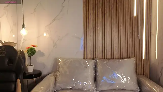 _ceeleste_cute_ live sex cam