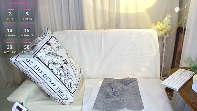 美女Lala-Baobei在线直播