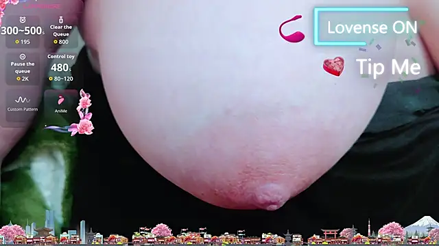 美女AngelwithEcup在线直播