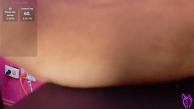 EbonyCoWorker webcam