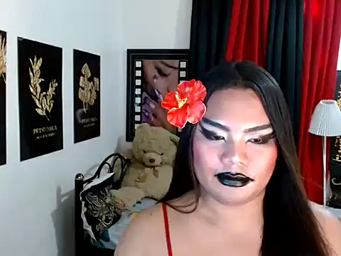 TSbrianaHugeCock webcam