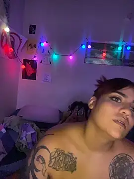 name_less_lulu webcam