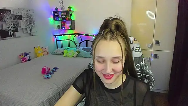CrazyBitchInLace webcam