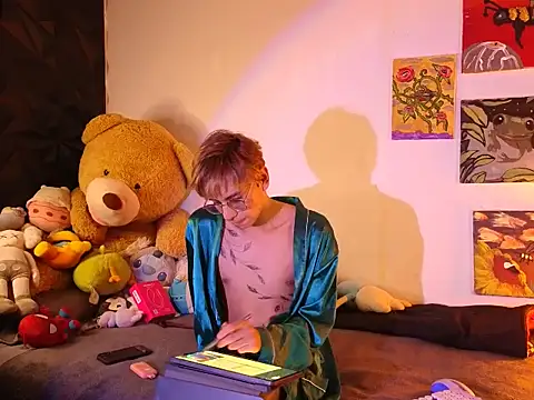 the_princeRed webcam