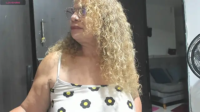 indiraa-channell webcam