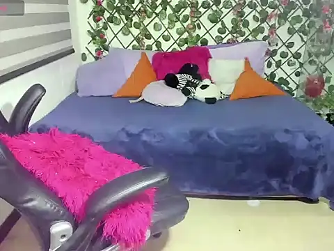 antonella4youu webcam