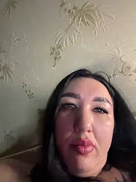 Naughtbaby_2025 webcam