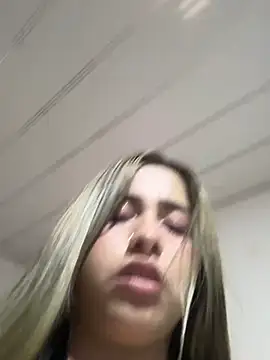 Moom_evil1177 webcam