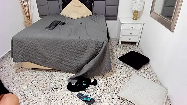 maria_garciaa webcam