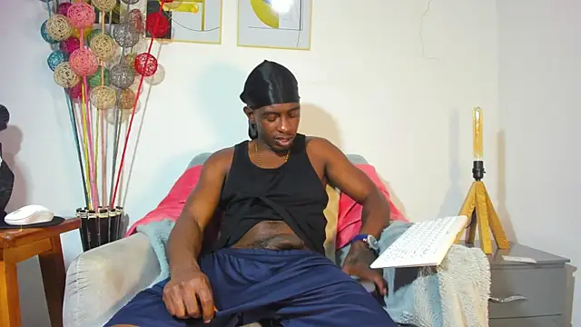 pipe_monstercock webcam