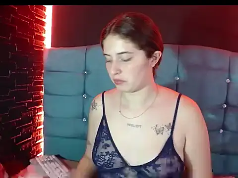 Cherry_Boom18 webcam