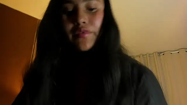 little_ivy - Little_Ivy's free webcam - UK Sex Cams