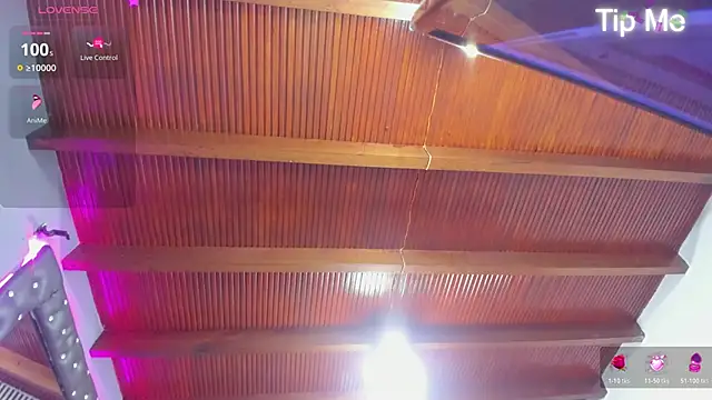 Paulinna_Curvy webcam