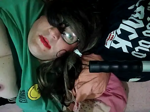 Adrianka cam preview