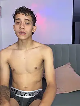 Lucas_her webcam