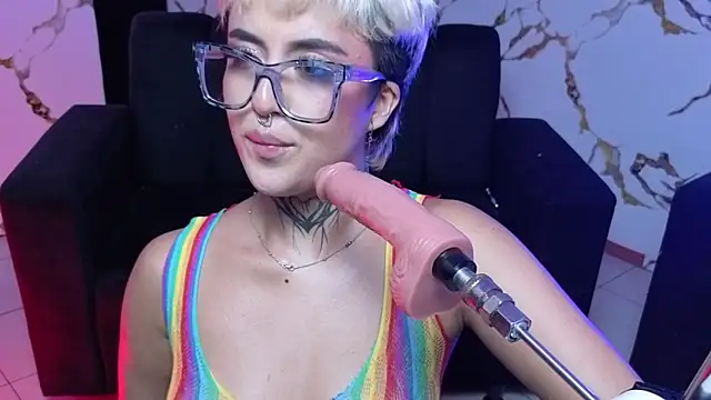 rebeka-baker (F teen) - oil body