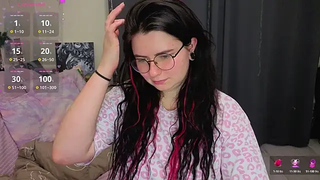 kitty-katty (F young) - Red ass