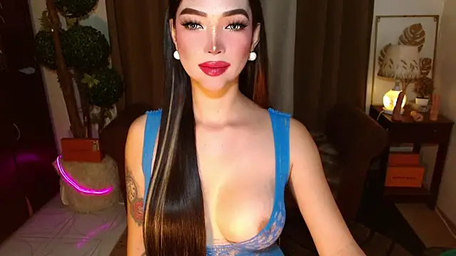 MouthWatering_Ayesha webcam