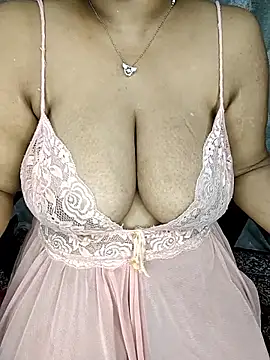 Curvy_Pooja webcam