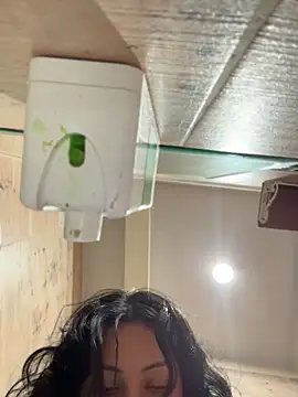 you-kitty2025 (F young) - Make me hot, I want to touch my pussy 🤫