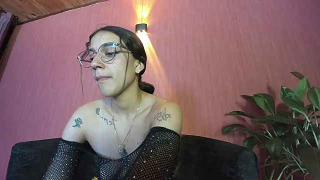 DanielaMonroe webcam