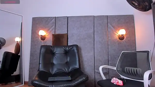 keyla_milf - Keyla_Milf's free webcam - UK Sex Cams