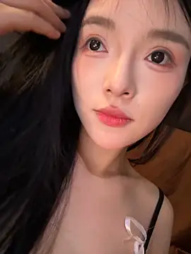 美女mammam520在线直播