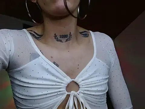 Scarlett_crastrawberry webcam